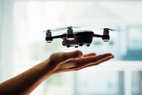 Drohneneinsatz Drohnen Dienstleistung Drohnenbefliegung